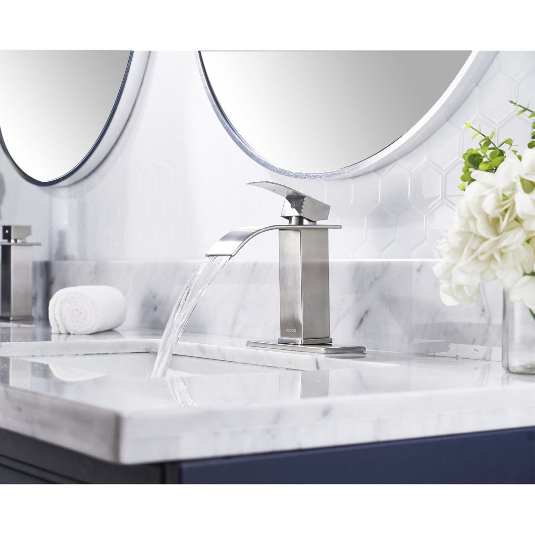 Forious Single Hole Bathroom Faucet with Drain Assembly